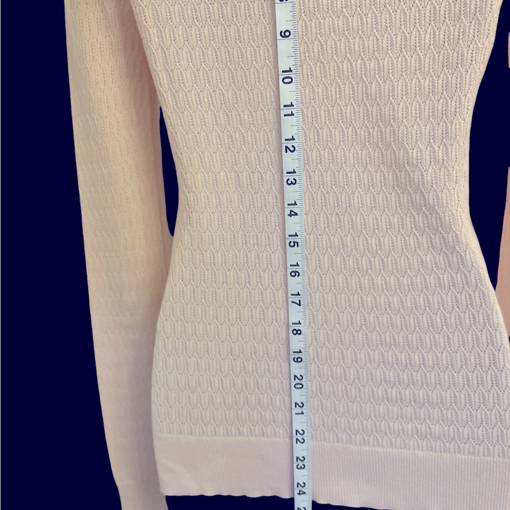 Victoria’s Closet Pale Pink lightweight Sweater (med) - Picture 4 of 5